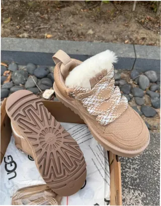 Ugg Lowmel Beige Talla 38