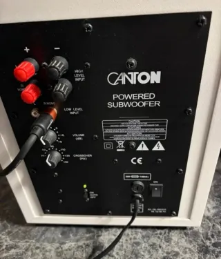 Subwoofer Canton Blanco. Impecable!!