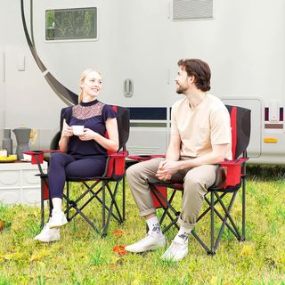 Conjunto de 2 Sillas de Camping Plegables con Bolsa Térmica, Portavasos, Reposacabezas y 2 Bolsillos, Sillas de Jardín en Tela Oxford y Metal, Capacidad de Hasta 120 Kg, 94X62X100 Cm, Rojo