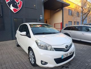 TOYOTA Yaris 90D SPORT