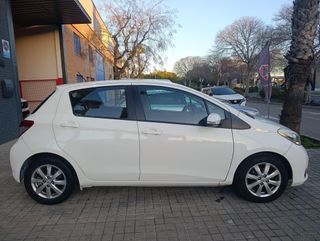TOYOTA Yaris 90D SPORT