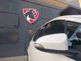 TOYOTA Yaris 90D SPORT