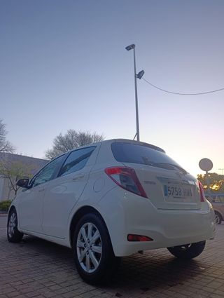 TOYOTA Yaris 90D SPORT