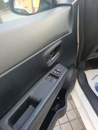 TOYOTA Yaris 90D SPORT