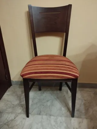 4 Sillas de Comedor