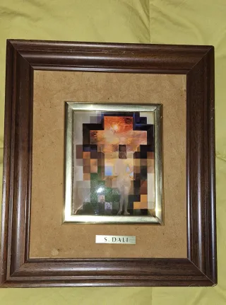 -Cuadro,reproducion -Salvador Dalí Galá mirando.