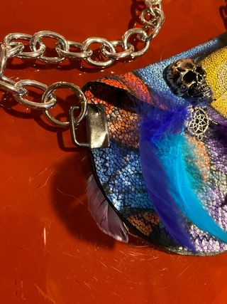 Bolso/riñonera artesanal piel calavera multicolor