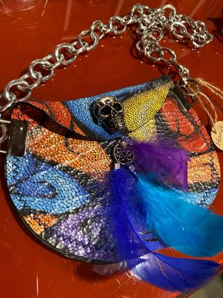 Bolso/riñonera artesanal piel calavera multicolor