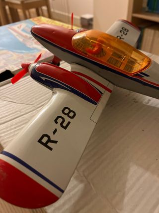 Avión bimotor Piper Aztec