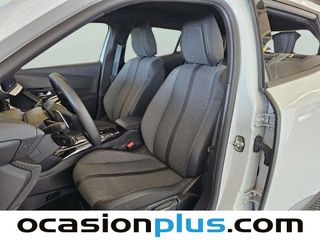 Peugeot 2008 Allure Hybrid eDCS6 100 kW (136 CV)