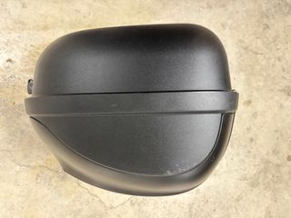 Cofre Piaggio 32L Negro Original