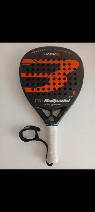 Pala de pádel Bullpadel Hack 03 confort