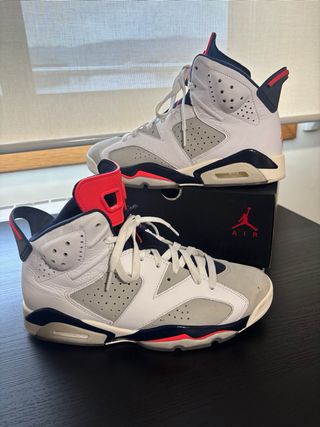 Nike Air Jordan Retro 6 Blancas