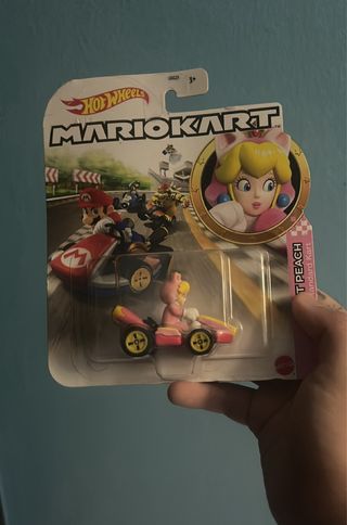 Hot Wheels Mario Kart T. Peach Standard Kart