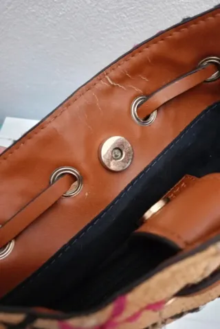 Bolso bombonera rafia Parfois étnico