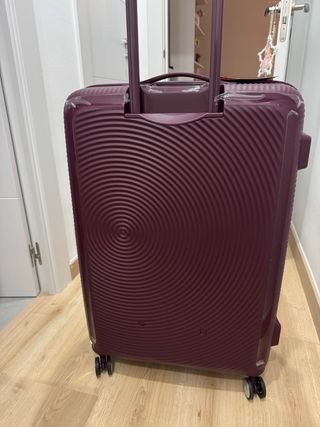 Maleta Grande American Tourister Morada