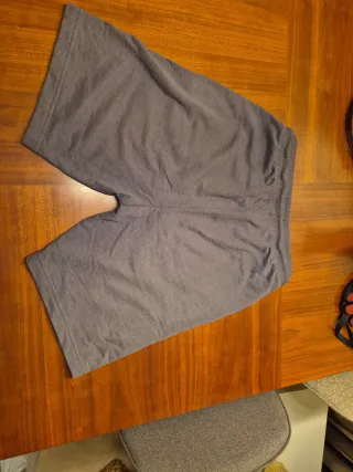 Bermudas McKenzie niño gris