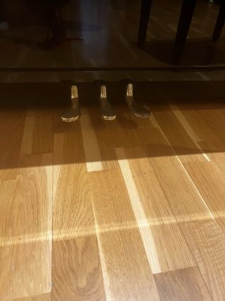 Piano Vertical Pearl River UP-118-M Poco uso