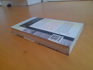 2 Libros Vargas Llosa