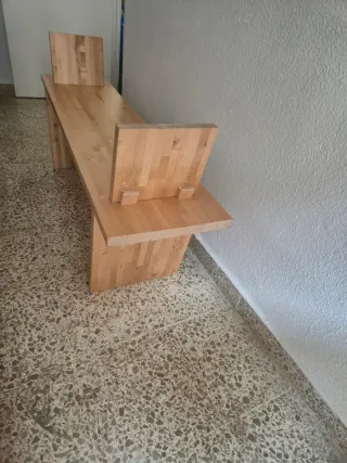 Banco de madera para zapatos