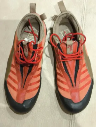 Pies de gato Simond Talla 40 y  Puma 42