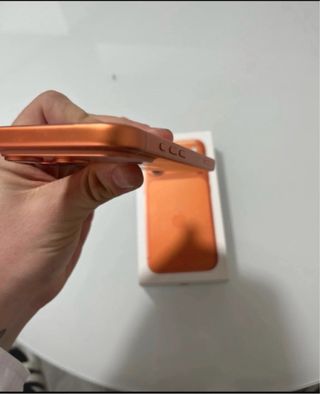 iPhone 17 Pro Arancione