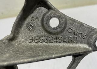 9653249480 soporte alternador peugeot 207 143782