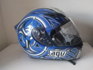 Casco AGV