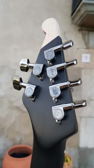 Guitarra Weise Hugel Guayacane 2017