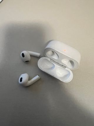 Airpods 3ª Gen con Estuche de Carga