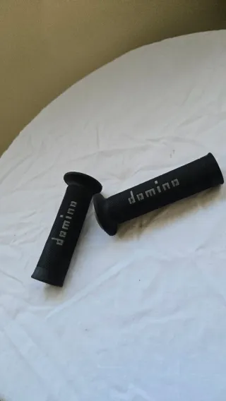 Manopole Moto Domino