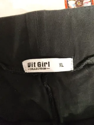 Pantalone tuta donna pinocchietto con logo