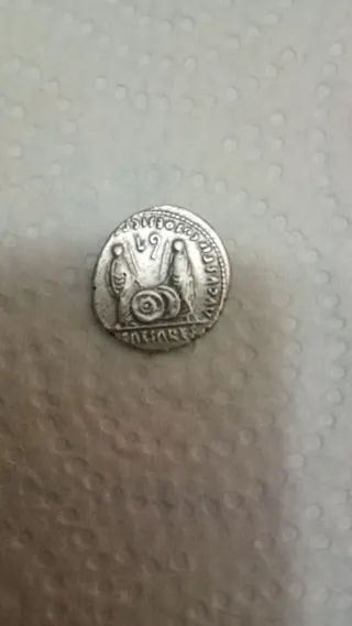 Denario romano antiguo