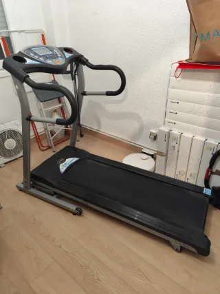 Cinta de andar para cardio en perfecto estado con