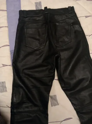 Pantalón de piel mujer negro