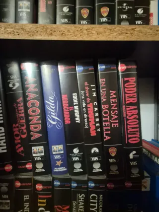 Peliculas vhs precio unidad varios titulos