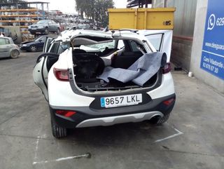 Kia 519563 86614h8400 soporte paragolpes stonic