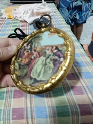 Medallón antiguo escena rococó