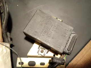 Centralita BMW E30 Cambio Automático Bosch