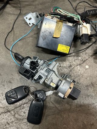 Kit Centralita Motor + Llave + Clausor