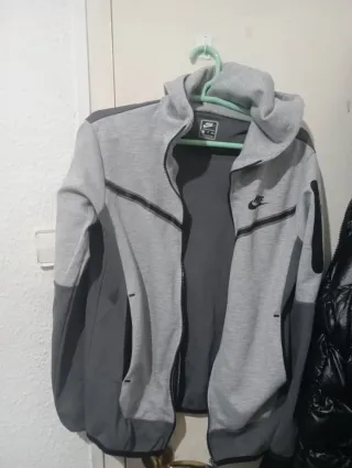 Pantalones Nike Beige y Negro