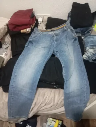 Pantalones Nike Beige y Negro