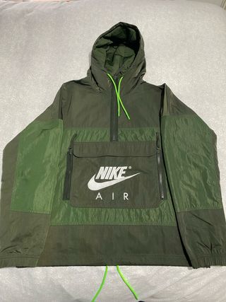 Nike Air Anorak Verde Militar / Cortavientos