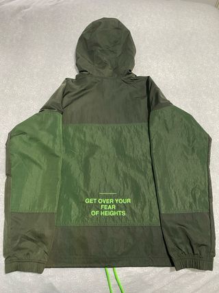 Nike Air Anorak Verde Militar / Cortavientos