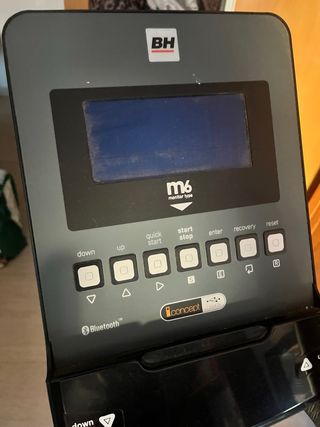 Bicicleta Elíptica BH ZK 900