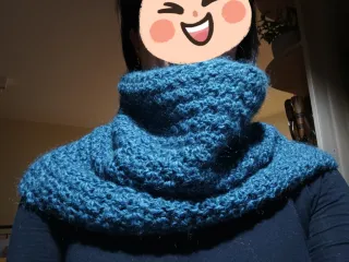 Collo in lana verde petrolio