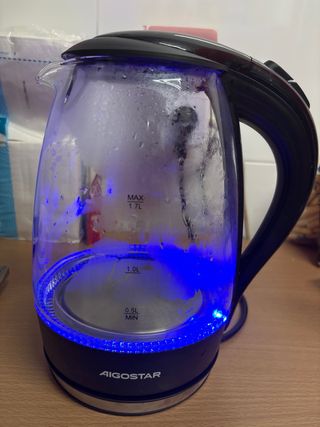 Hervidor de agua Aigostar cristal 1.7L