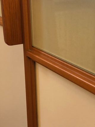 Armadio 3 ante scorrevoli legno e vetro