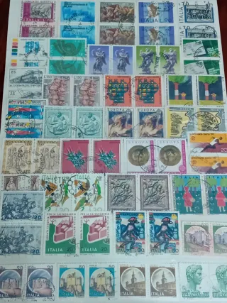 34 Coppie Differenti Francobolli Italiani
