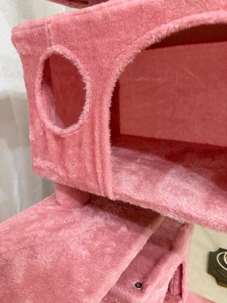 Albero tiragraffi rosa per gatti